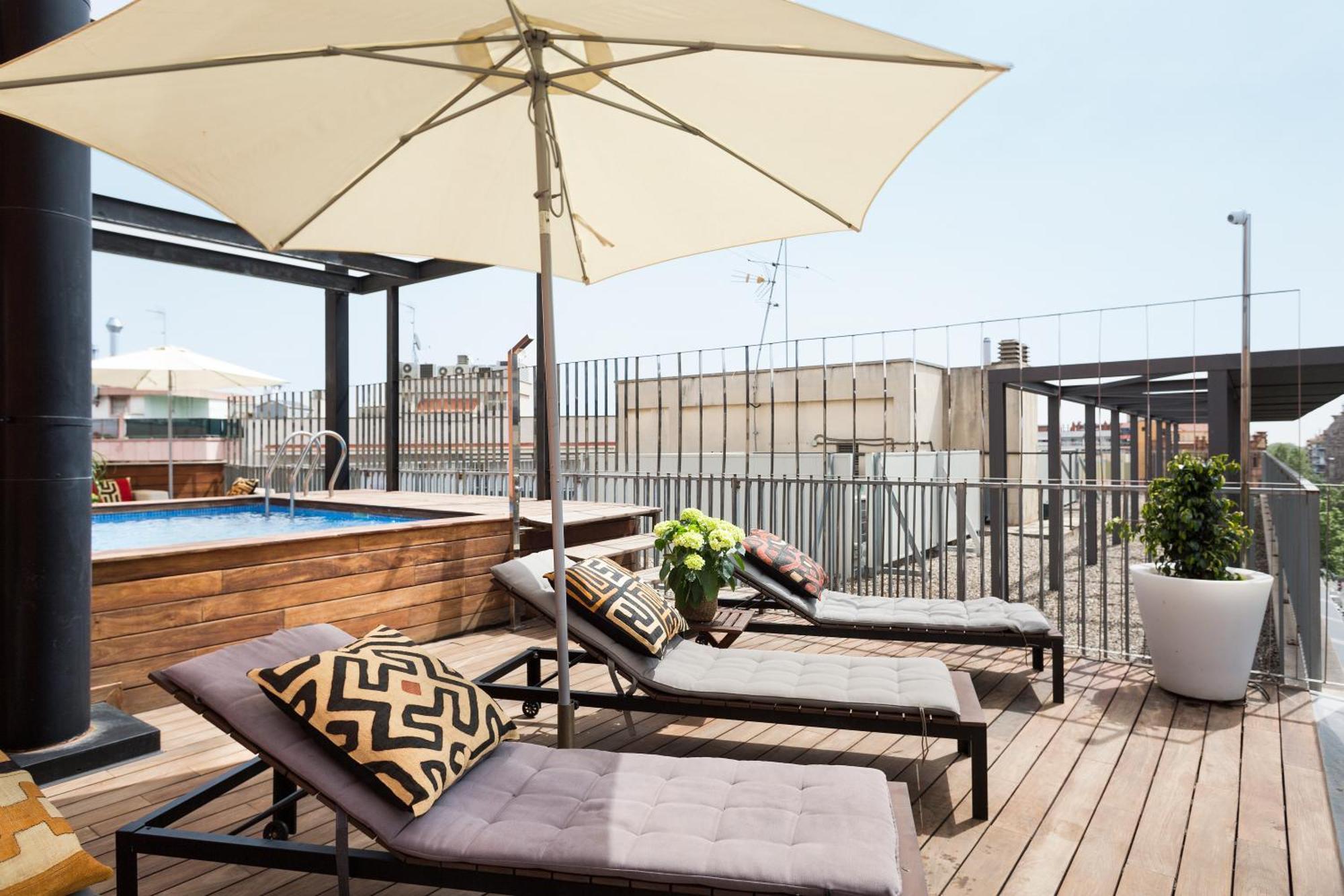 Apartment Barcelona Rentals - Pool Terrace In City Center Ngoại thất bức ảnh