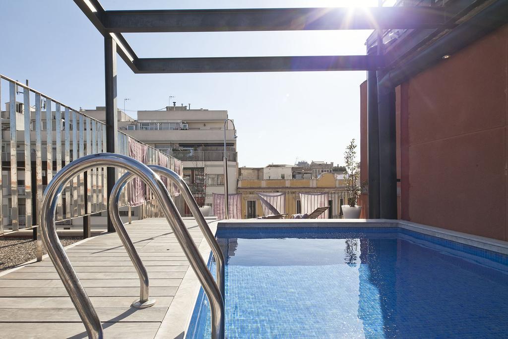 Apartment Barcelona Rentals - Pool Terrace In City Center Ngoại thất bức ảnh