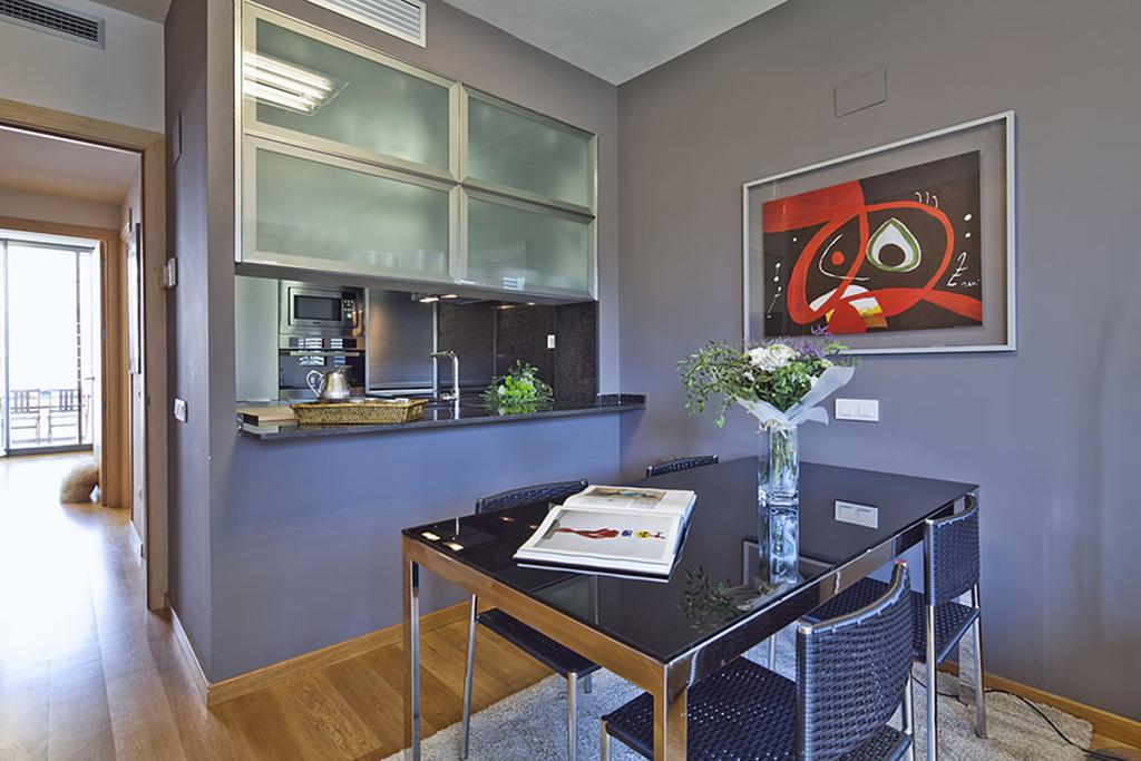 Apartment Barcelona Rentals - Pool Terrace In City Center Ngoại thất bức ảnh